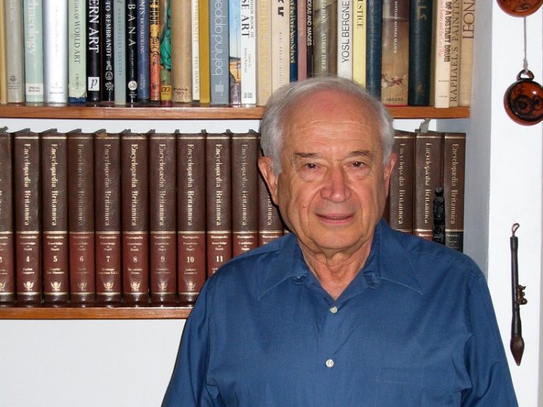 Prof Raphael Meshulam 1
