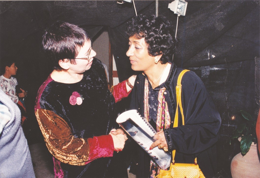 רינה ברקת עם קמיליה סאדאת 1994