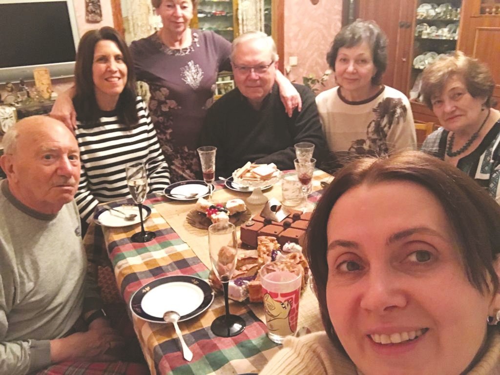 ארוחה אצל קרובי המשפחה במוסקבה