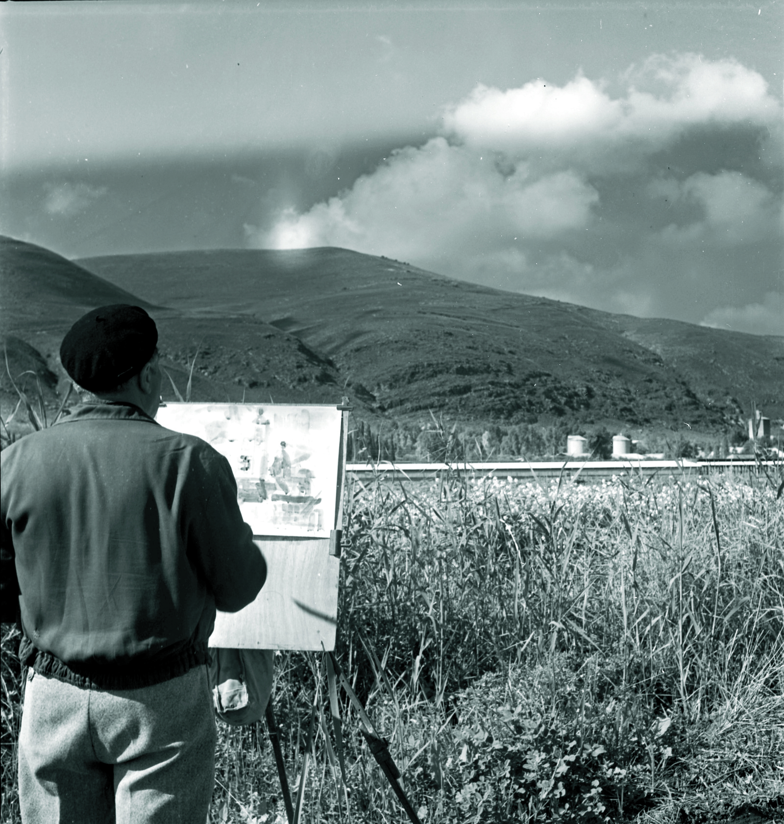 תמונה 2 מוזה מול הרי הגלבוע שנות הארבעים צילום אליעזר סלקרץ ארכיון יד יערי