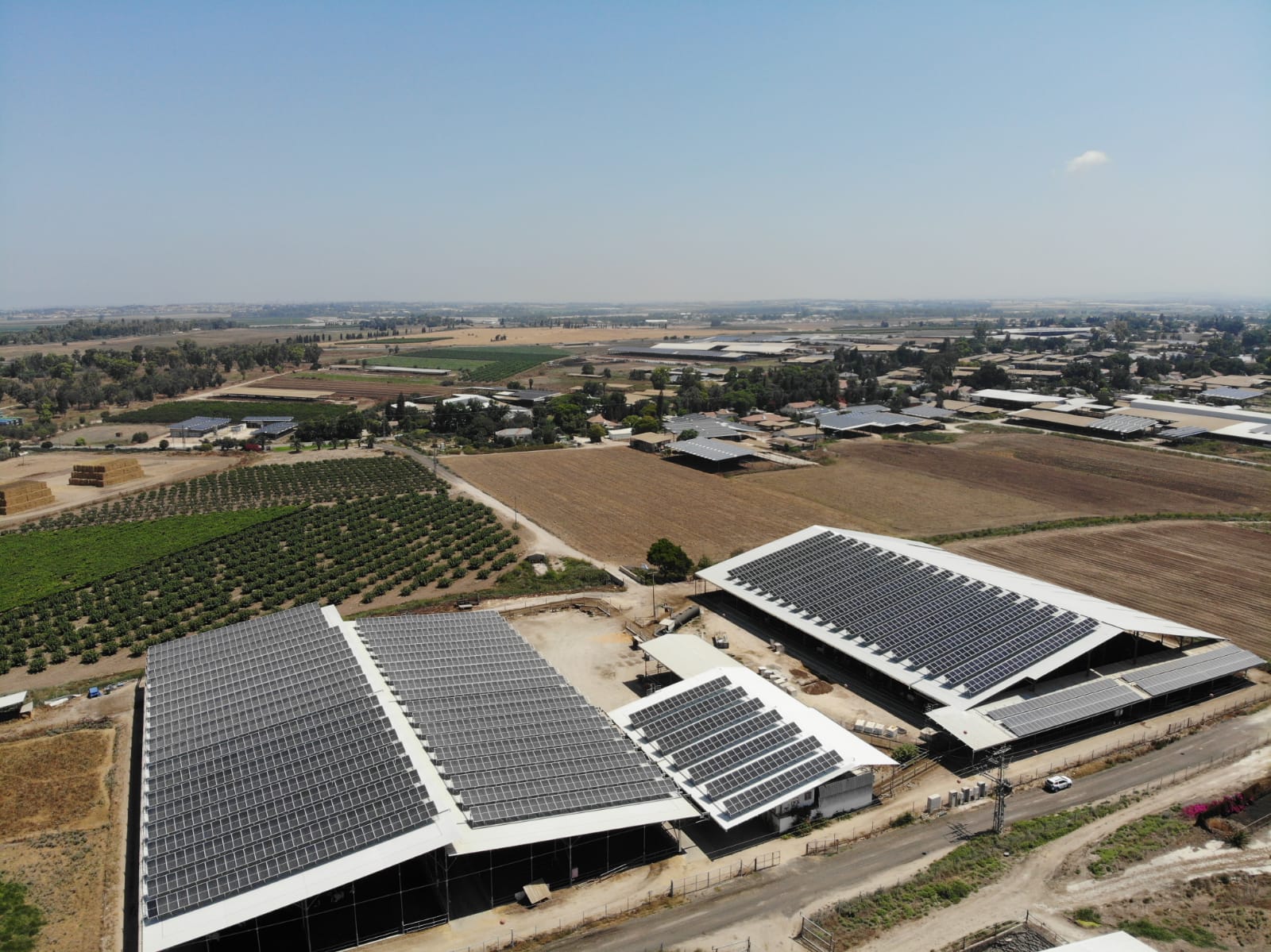 סולארי ברפת מושבית צילום אביאלי יניב