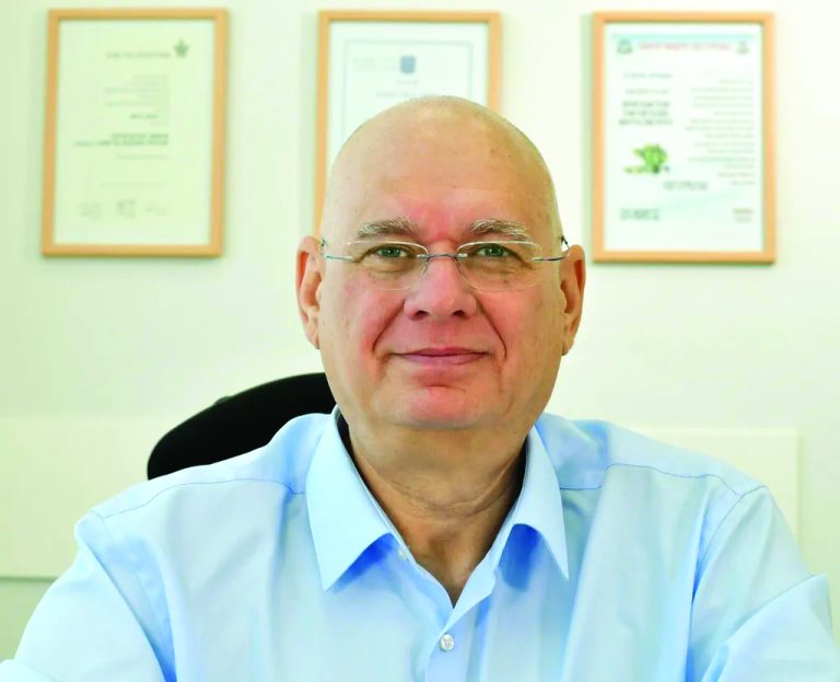 דר אהרון סלבה צילום בן וישליצקי