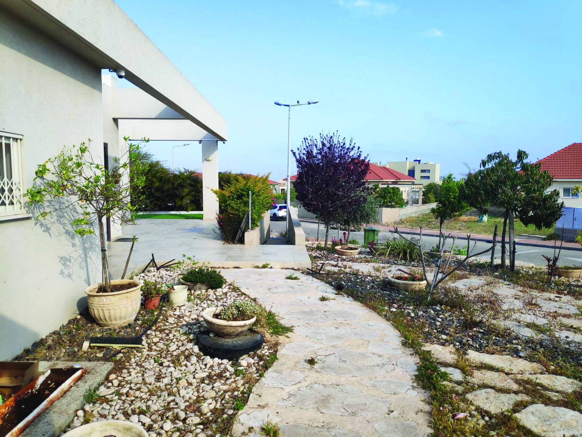 הבית הנטוש של משפחת רביבו בנתיב העשרה