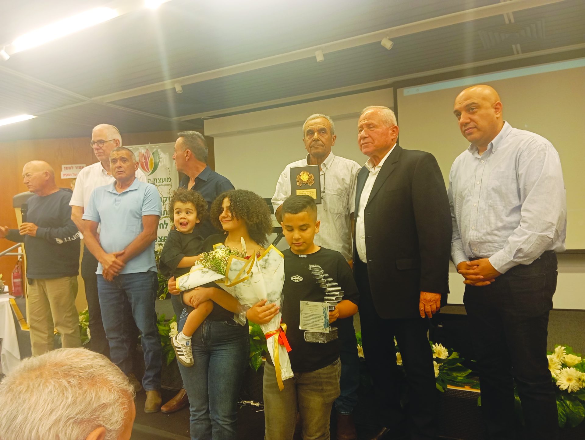 מצטיינים1