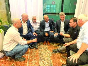 כינוס החירום של ראשי הארגונים החקלאים וההתיישבות להצלת ענף החלב 1