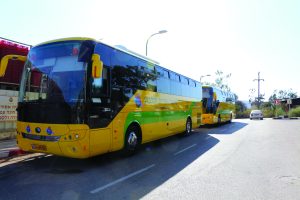 אוטובוסים צהובים