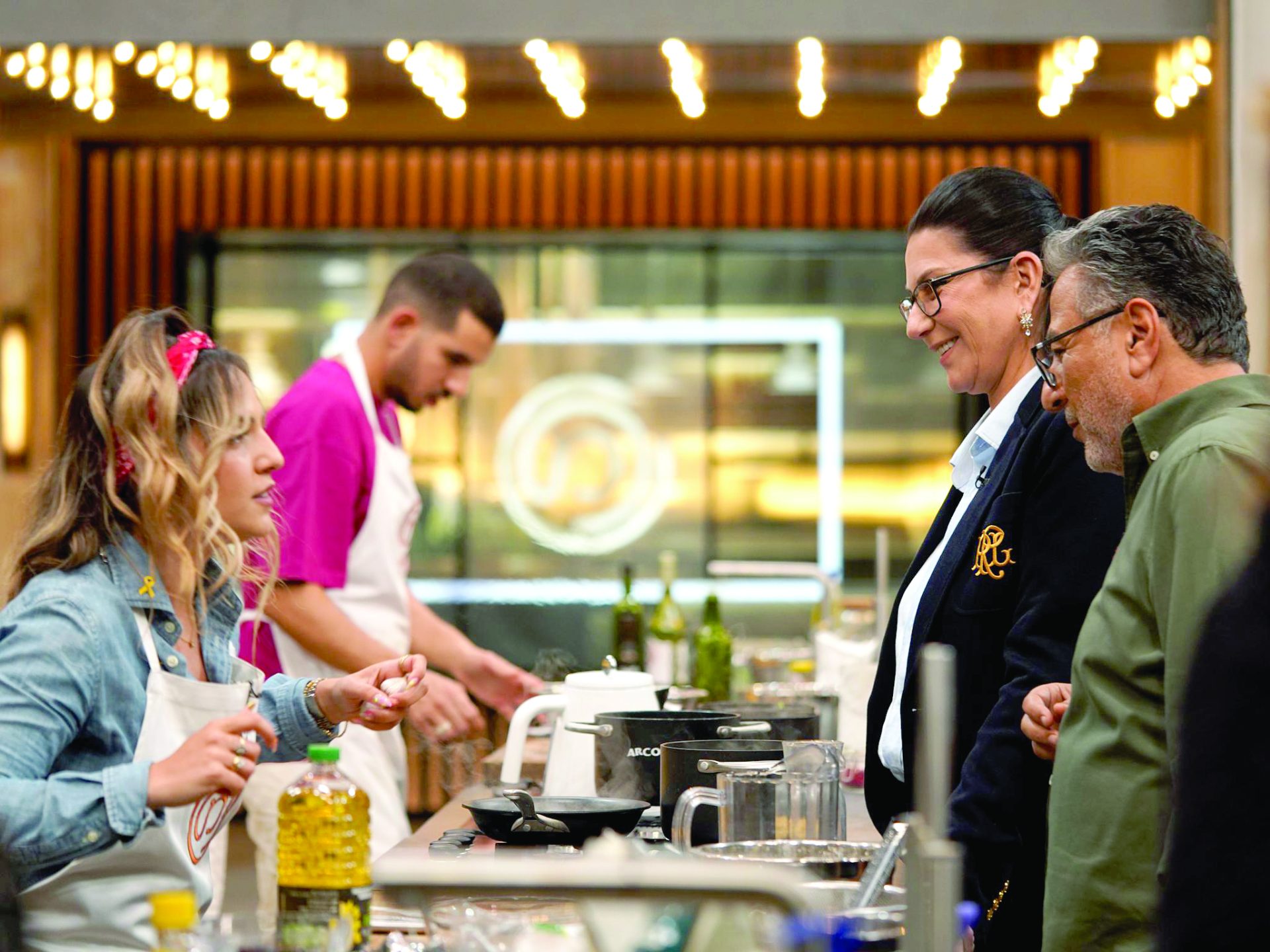 ניצן עם השופטים רותי ברודו וחיים כהן. צילום שירן כהן שי.