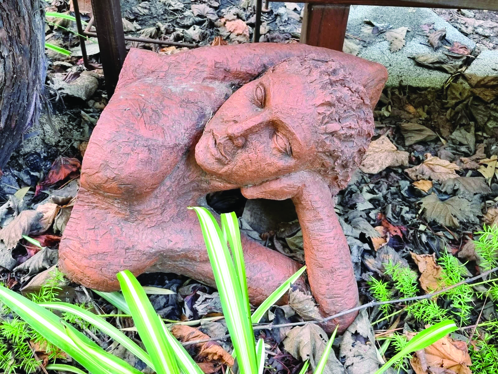 יצירה של הפסלת סינדי