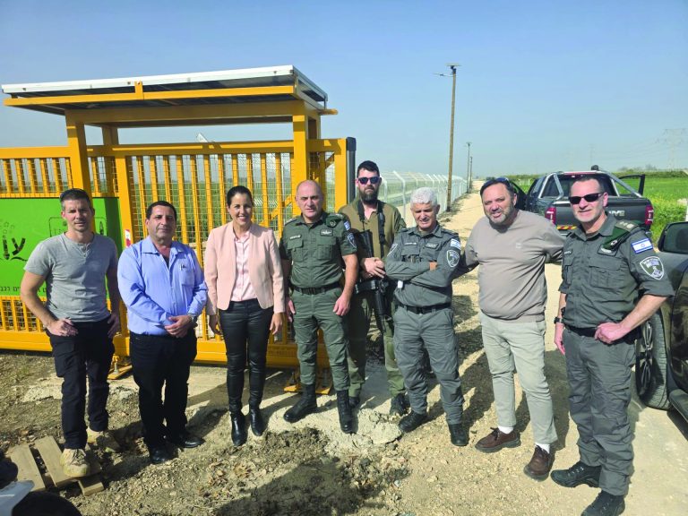 ביקור מפקד מגב בעמק חפר