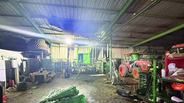 זירת נפילת הטיל בעדנים תיעוד מבצעי מדא