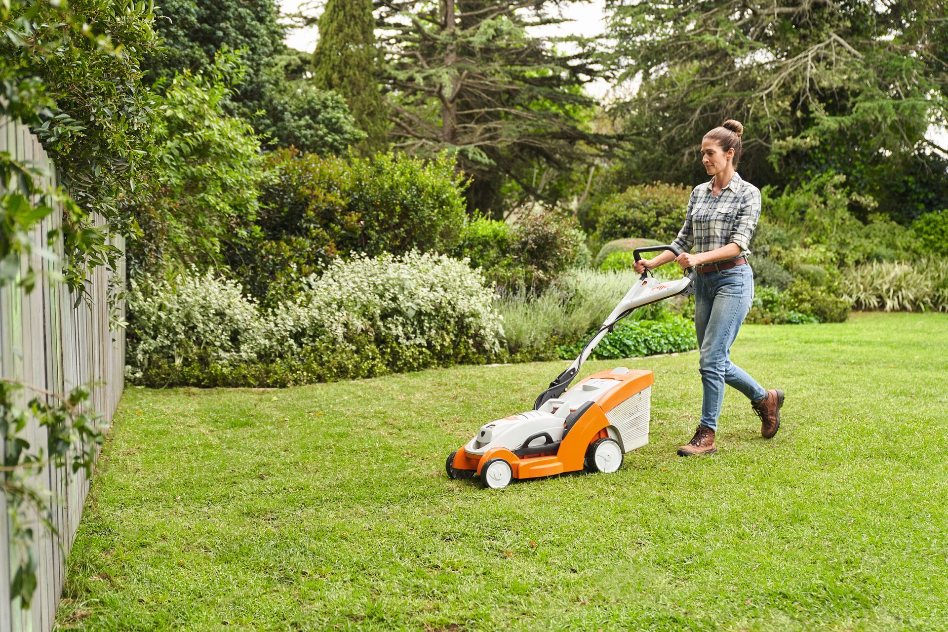 rolled turf HQ P 2021 10 0044 Global 54637