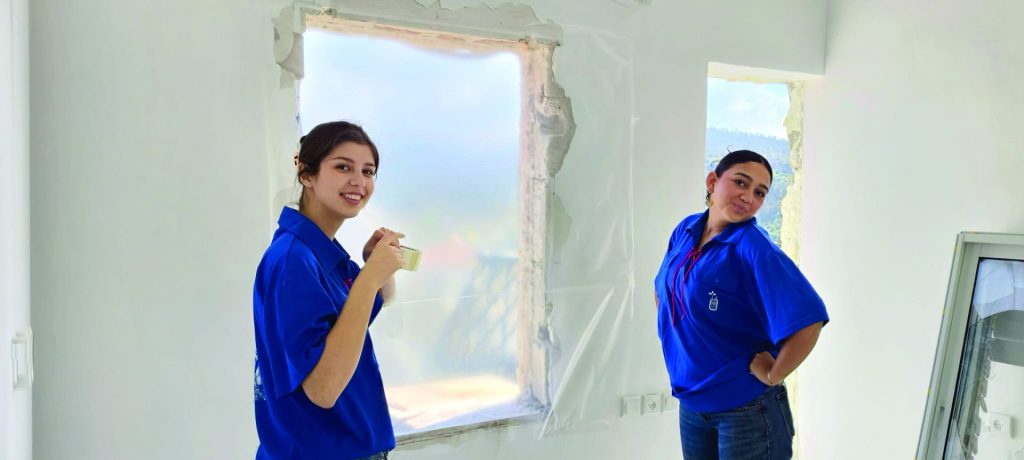 חניכות בני המושבים באשתאול