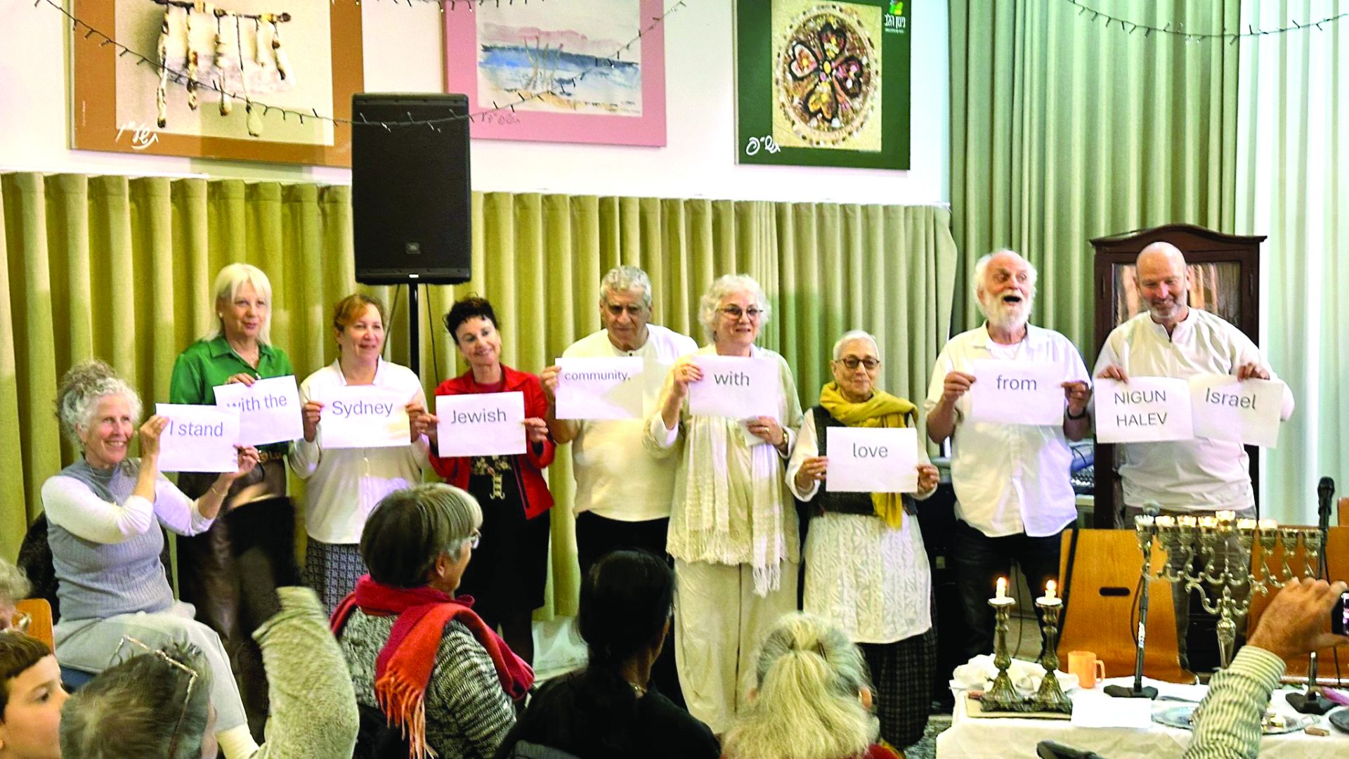עומדים עם הקהילה היהודית בסידני לאחר הפיגוע