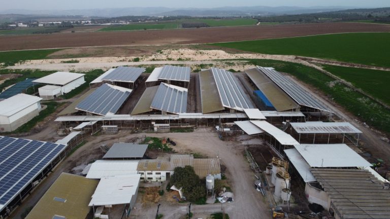 רפת גזר ממעוף הציפור צילום מרקוס בן אליאס