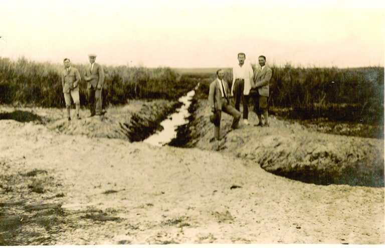 ביצות ניקוז בואדי חווארת ליד נחל אלכסנדר 1930