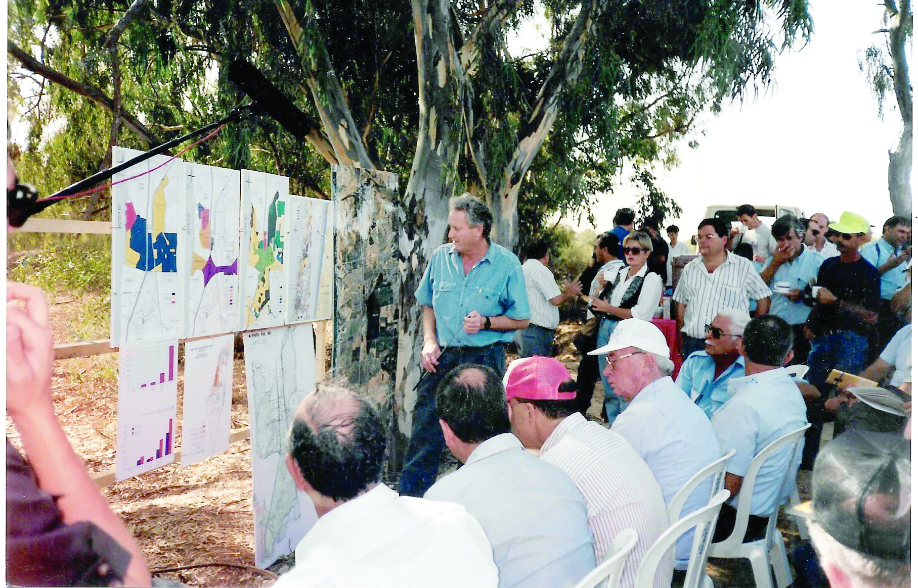 ביקור ראש הממשלה יצחק רבין בפארק השרון במסגרת המאמצים להכריז על הפארק כגן לאומי (1) (1)
