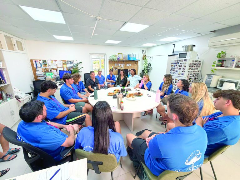 ישיבת היערכות לפתיחת השנה במועצה האזורית חוף הכרמל