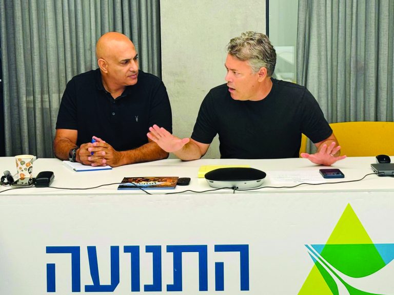 1 חגבי וליואר
