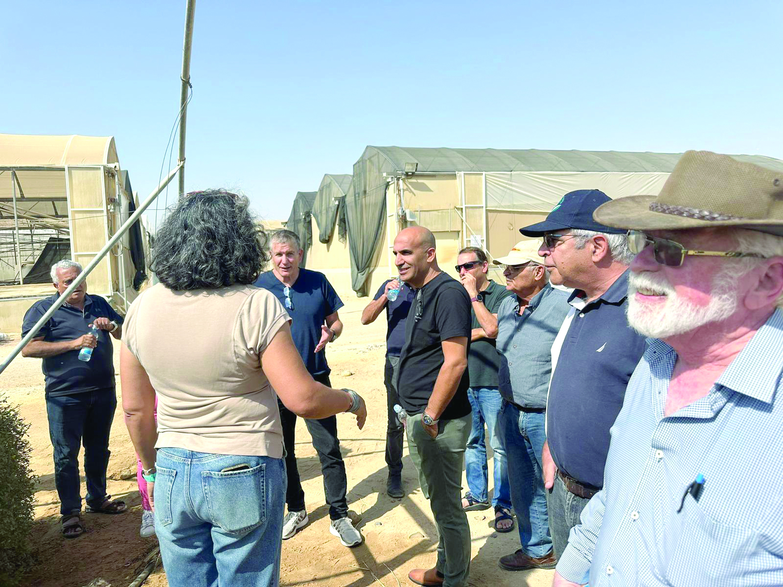 עמית וצוות מטה תנועת המושבעים בביקור במשקים