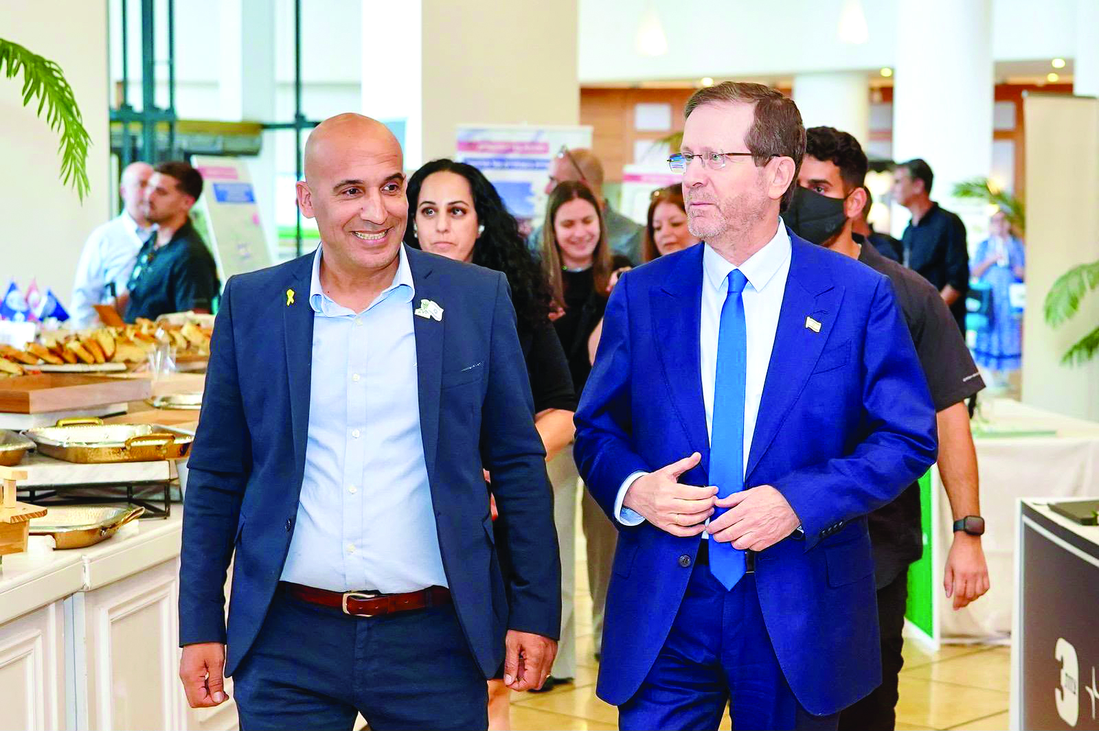 עמית יפרח עם נשיא המדינה יצחק בוזי הרצוג